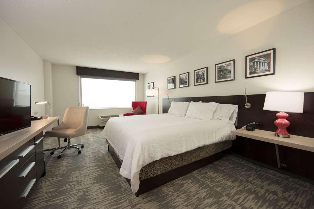 Courtyard By Marriott Athens Downtown Hotel Room photo